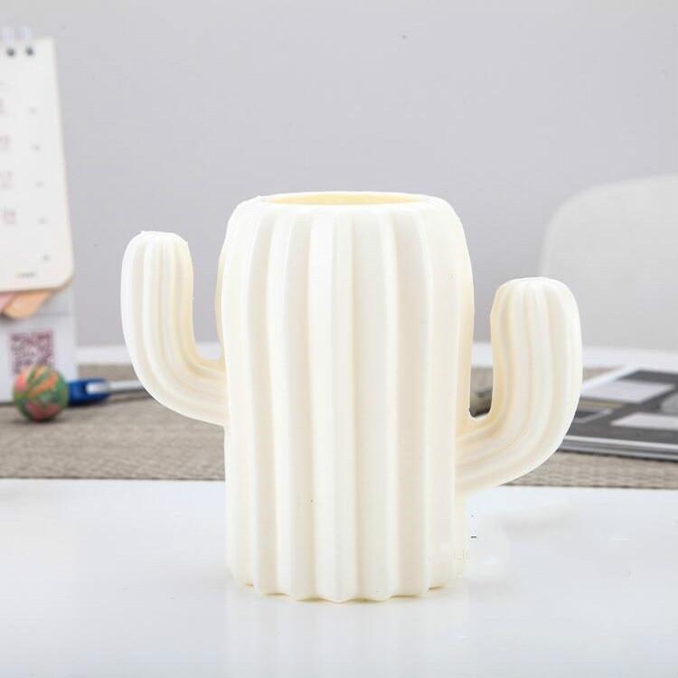 Cactus-shaped Vase Creative Desktop Pen Holder for Home Decor - Green