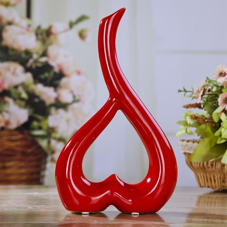 Creative Heart-shaped Ceramic Flower Vase for Home Office or Wedding Decor - White