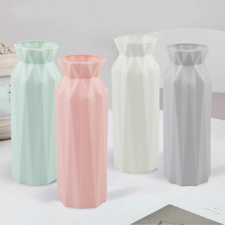 2-pack Plastic Round Vases - Simple Anti-fall Home Decor Ornaments - White